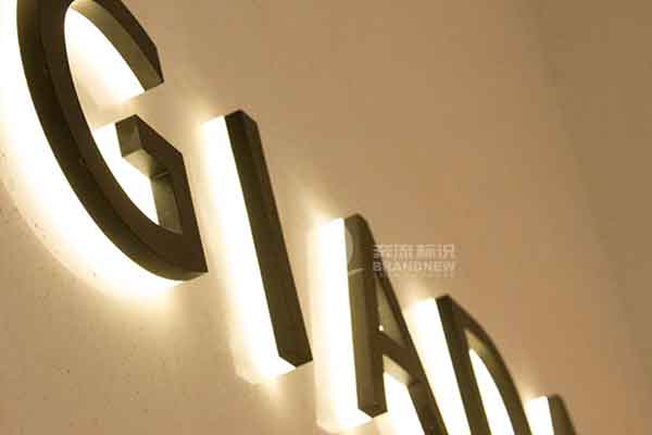 不銹鋼發(fā)光字 不銹鋼發(fā)光字