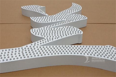 影響LED發(fā)光字使用壽命的內(nèi)外因素 影響LED發(fā)光字使用壽命的內(nèi)外因素